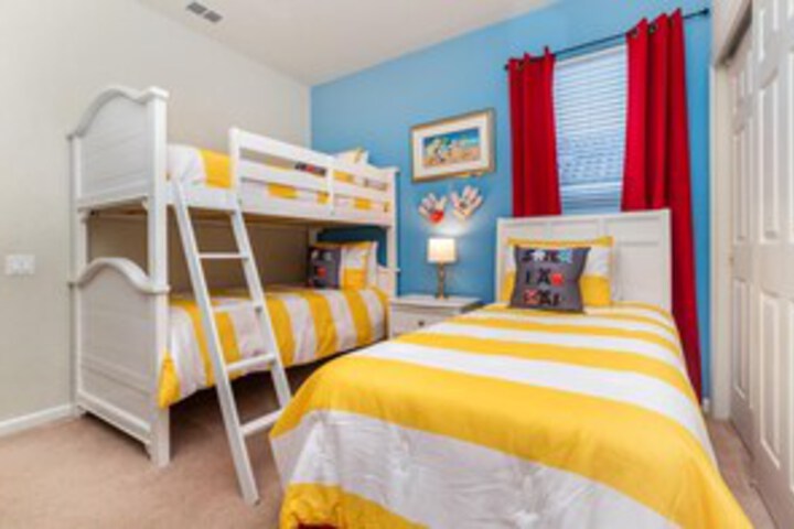 Room 35 of 36