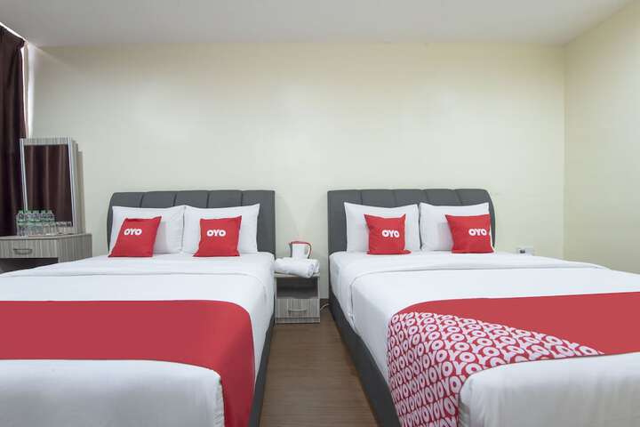 Room 8 of 34