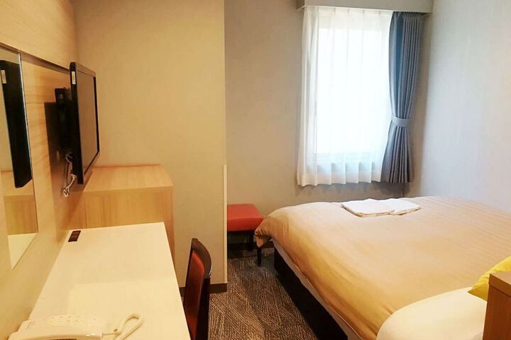 Room 5 of 29