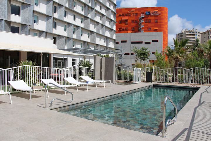 Hotel 92 of 102