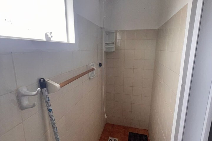 Room 19 of 28