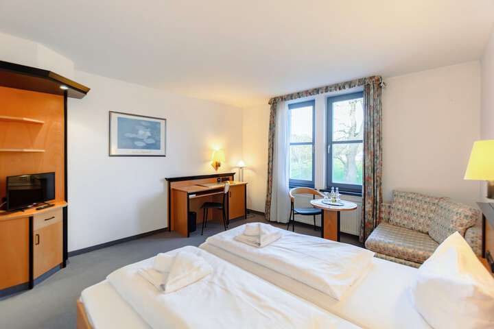 Room 16 of 70