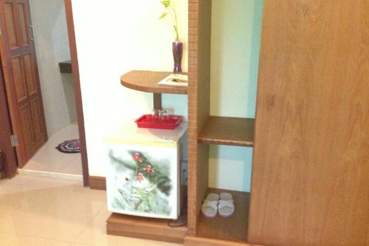 Room 14 of 17