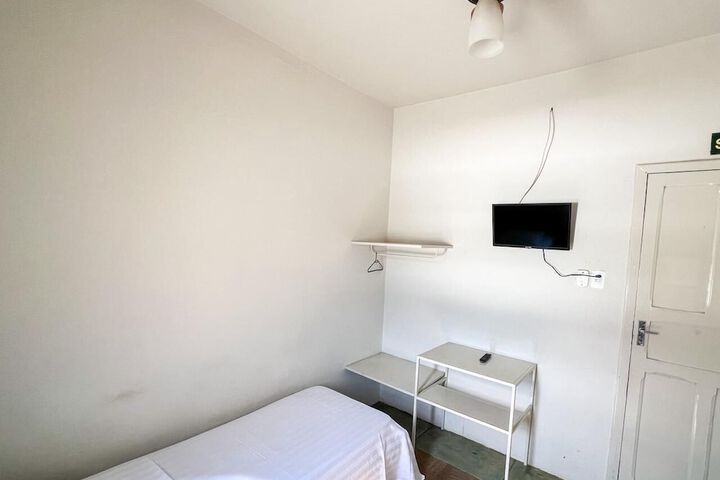 Room 15 of 22