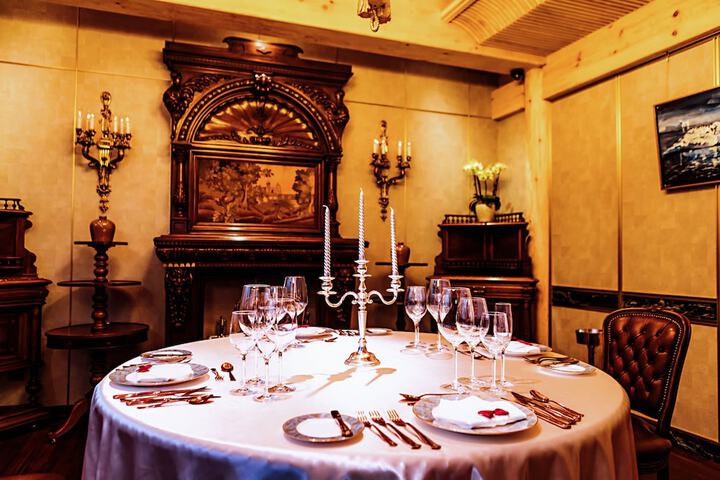 Dining Photos