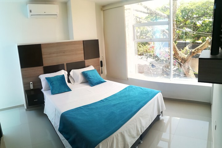 Room 11 of 21