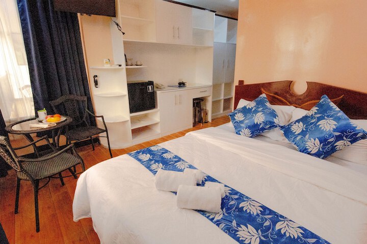 Room 20 of 80