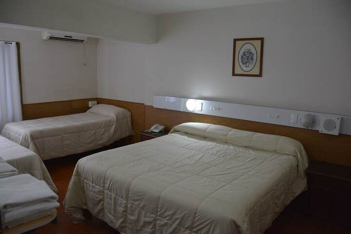 Room 22 of 40