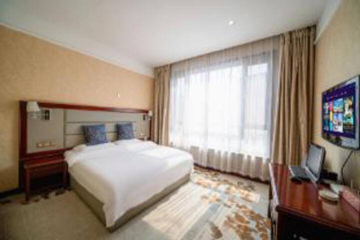 Room 17 of 19