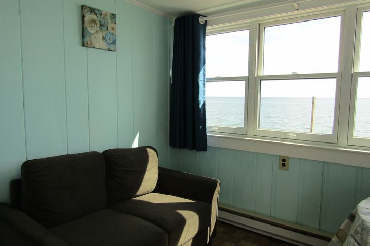 Room 140 of 219