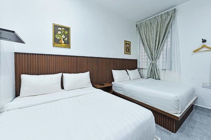 Room 21 of 30
