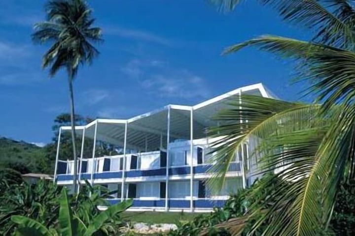 Hotel 44 of 52