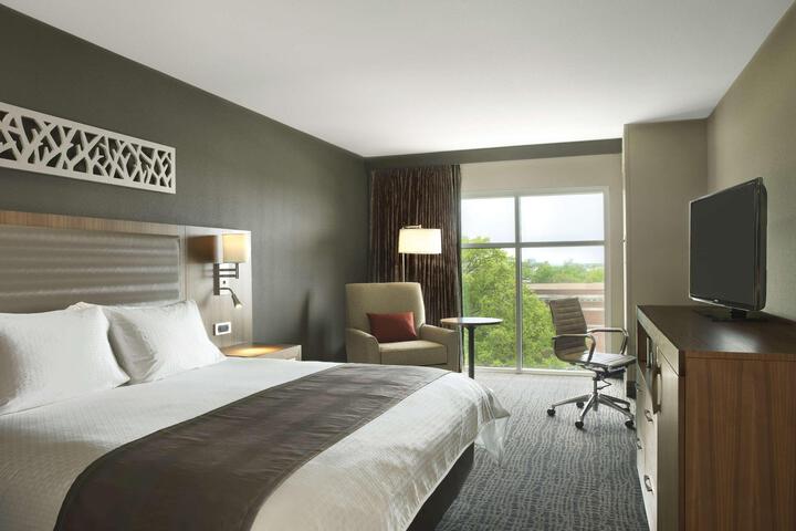 1 King Accessible with Roll in Shower Walnut View (15 of 19)