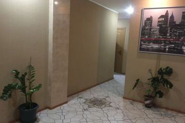Ballroom/Hall 81 of 103
