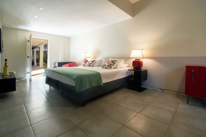 Room 42 of 110
