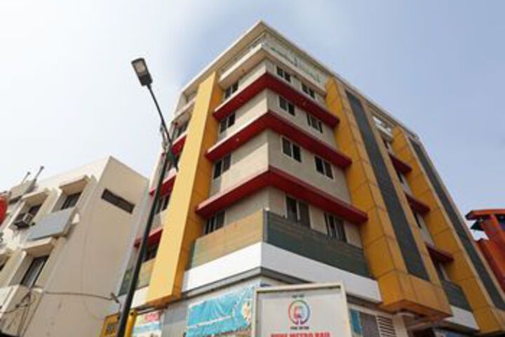 OYO 9087 near Boat Club Road