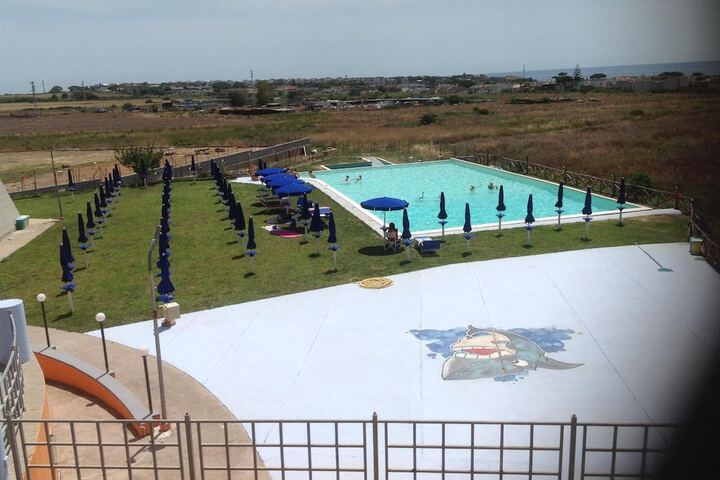Hotel with Pool