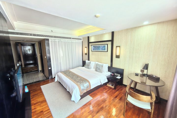 Room 36 of 113