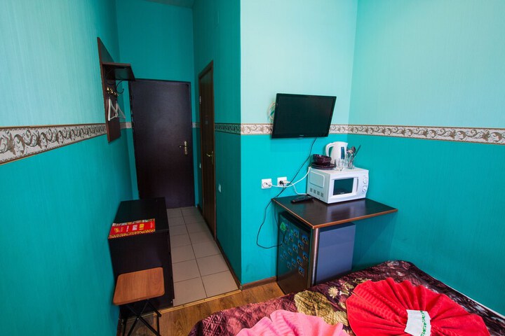 Room 12 of 22
