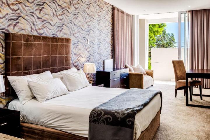 Inside Room Photo