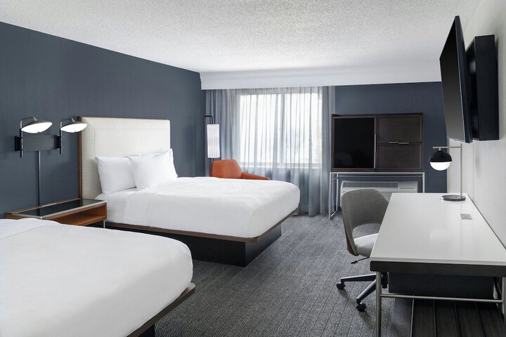 Room 16 of 47