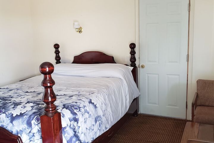 Room 16 of 56