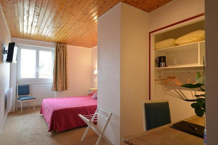 Room 22 of 41