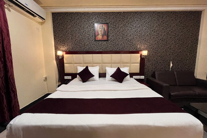 Room 35 of 135