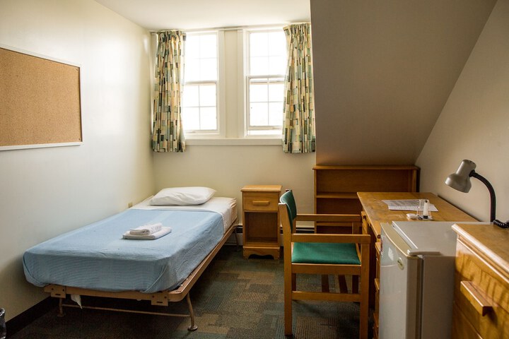 Room 7 of 31