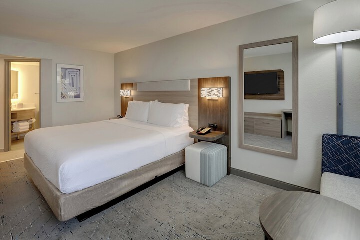 Room 20 of 52