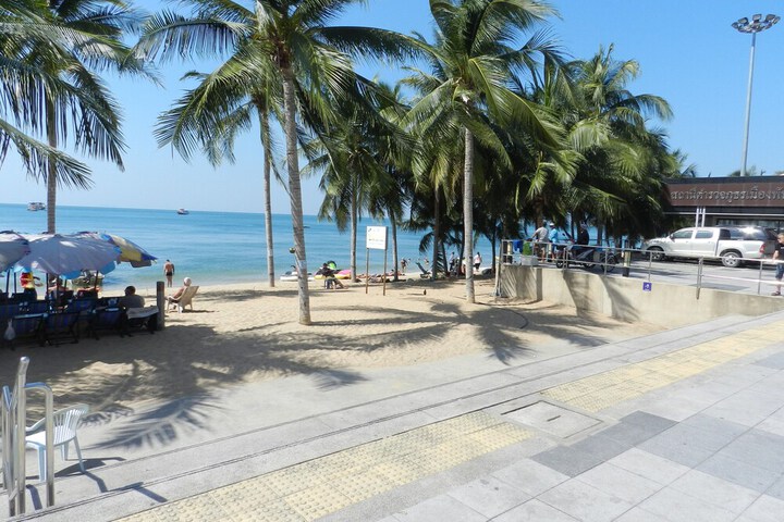 Beach 236 of 259