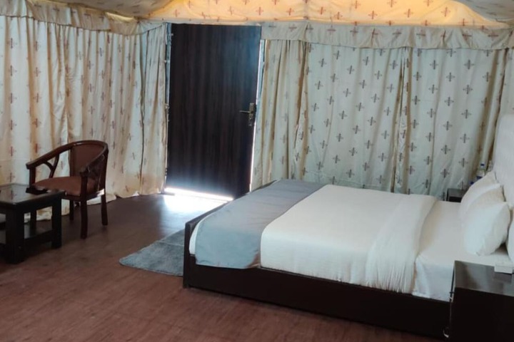 Room 13 of 46
