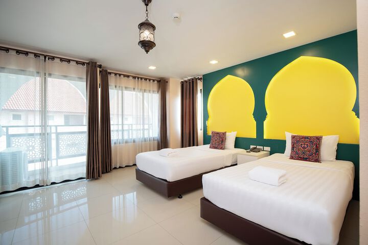 Room 12 of 41