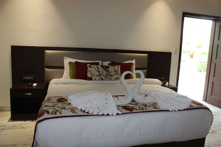 Room 34 of 101