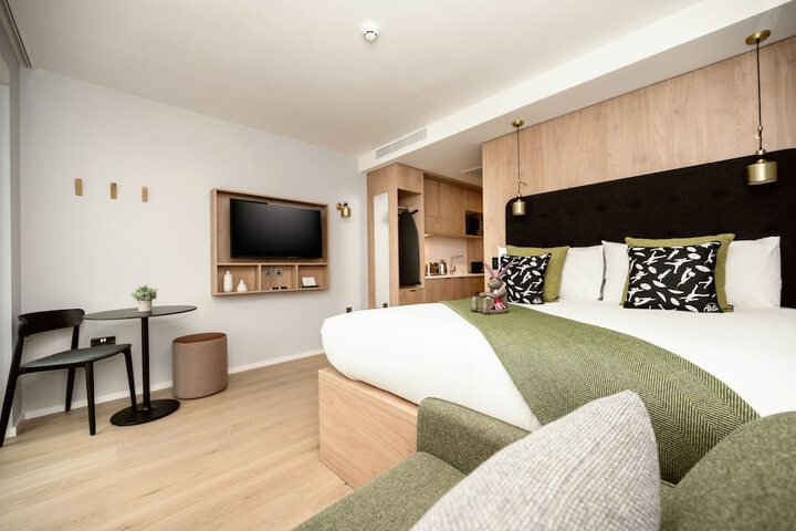 Room 55 of 82