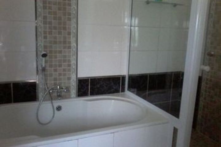 Room 10 of 54