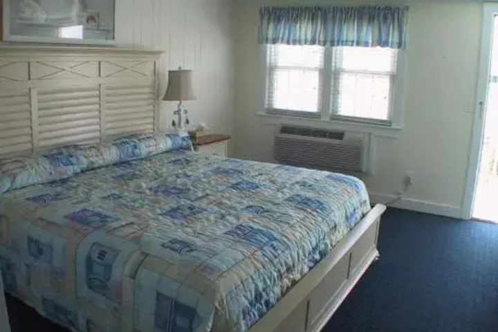 Image of Colony Beach Motel