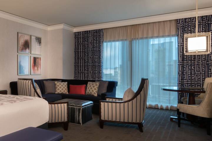 Room 15 of 197