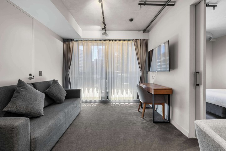 Room 19 of 44
