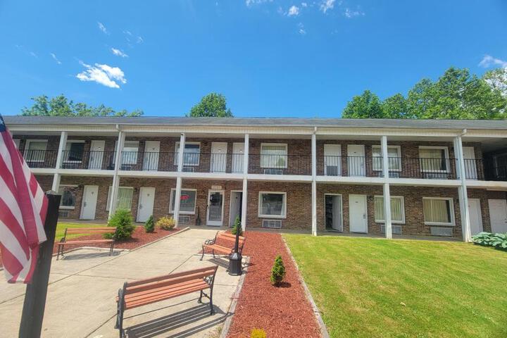 Image of Elk Inn Motel