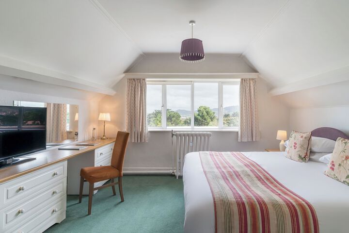 Room 42 of 70