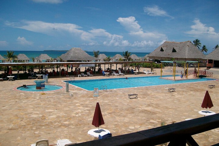 Pools & Facilities