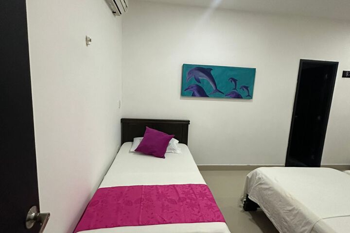 Room 30 of 41