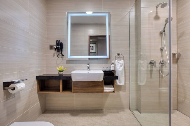 Room 14 of 30