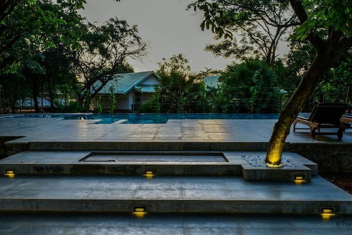 Pool 20 of 42