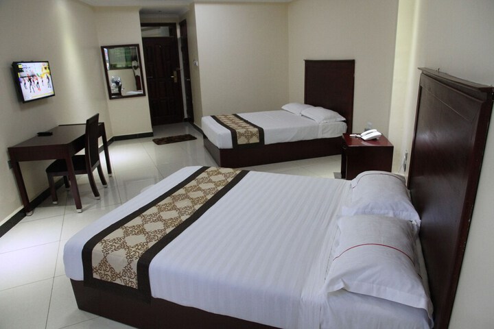 Room 15 of 50