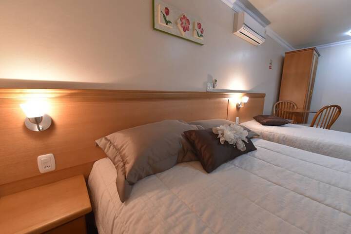 Room 9 of 44