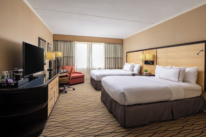 2 Double Beds (4 of 4)