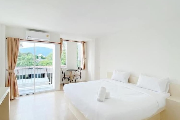 Room 3 of 18
