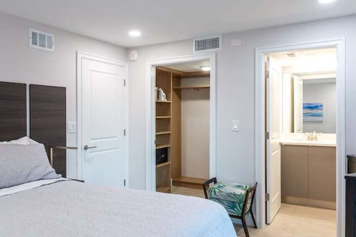 Room 5 of 30